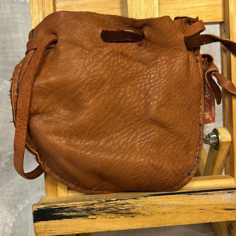 Frost River leather pull coin purse wallet